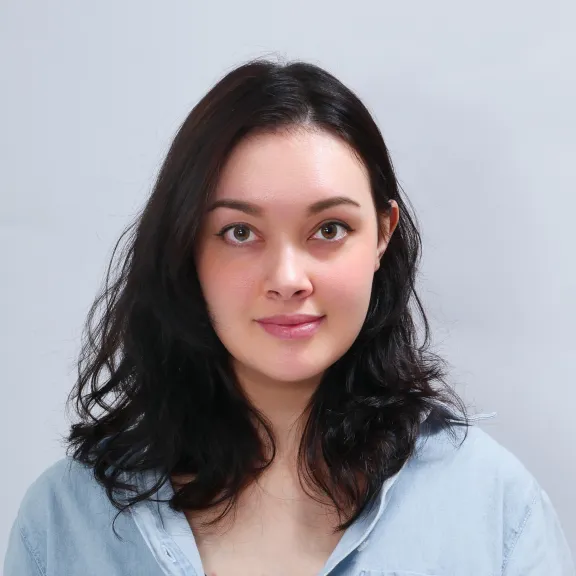 Portrait of Digital Marketing Assistant